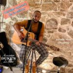 Willy Sambo (guitare-voix, reprises françaises et internationales + compositions)