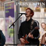 Daniel Pervushin à vraiment découvrir ! (reprises internationales en guitare-piano-voix)
